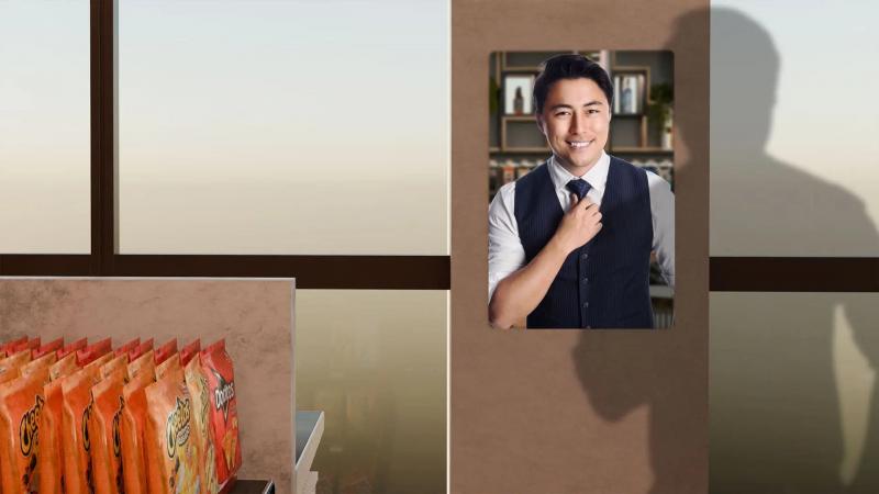 鏡の視認効果を活かす情報発信