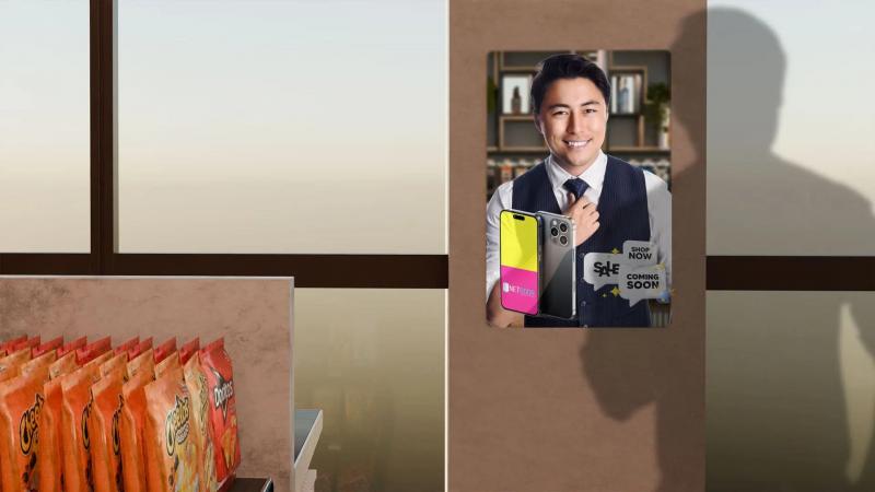 鏡の視認効果を活かす情報発信